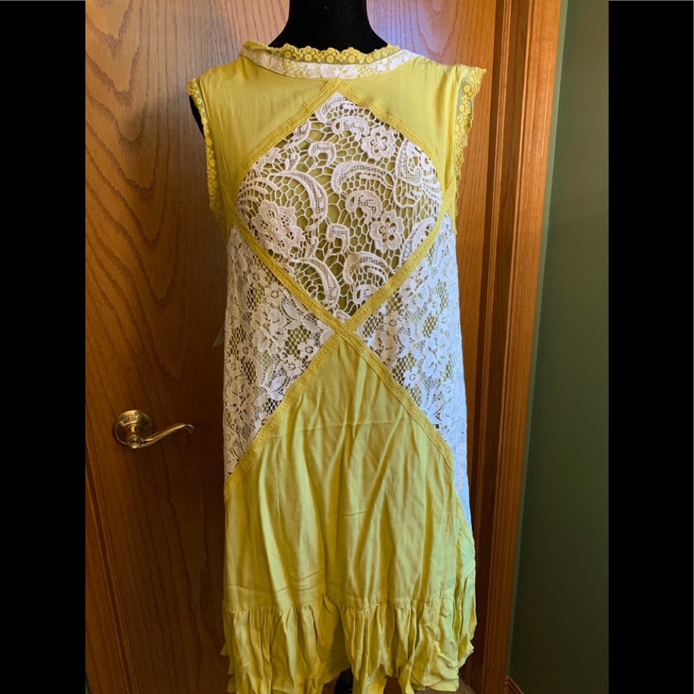 Hayden yellow dress with lace